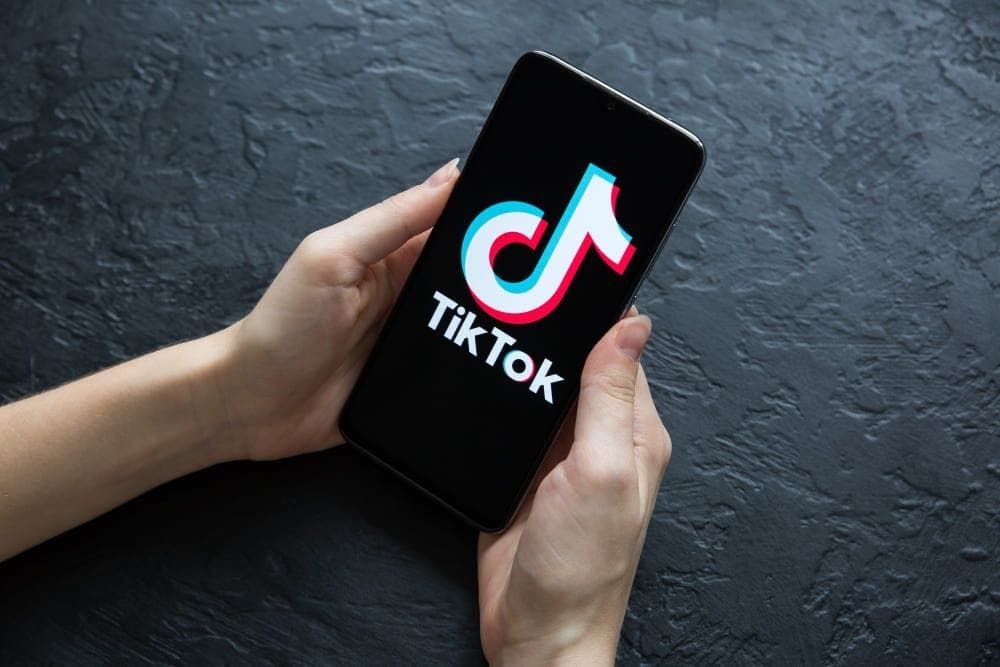 Fanexplosion TikTok Likes kaufen – bereits ab 0,79€, mit Zielgruppen- und Intervalllieferung + Bonus Likes sichern!