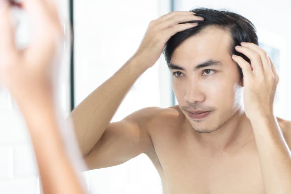 Haartransplantation: Neues Haar, neues Selbstbewusstsein
