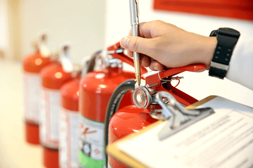 Wie Brandschutz Beratung Ihnen hilft, Brandgefahren zu minimieren
