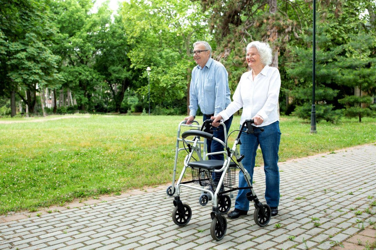 Mehr als nur ein "Testsieger": So finden Sie den perfekten Rollator für Ihre Bedürfnisse