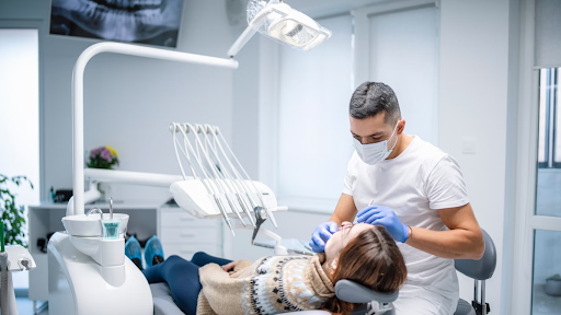 Die Rolle des Zahnarztes in der modernen Zahngesundheitspflege