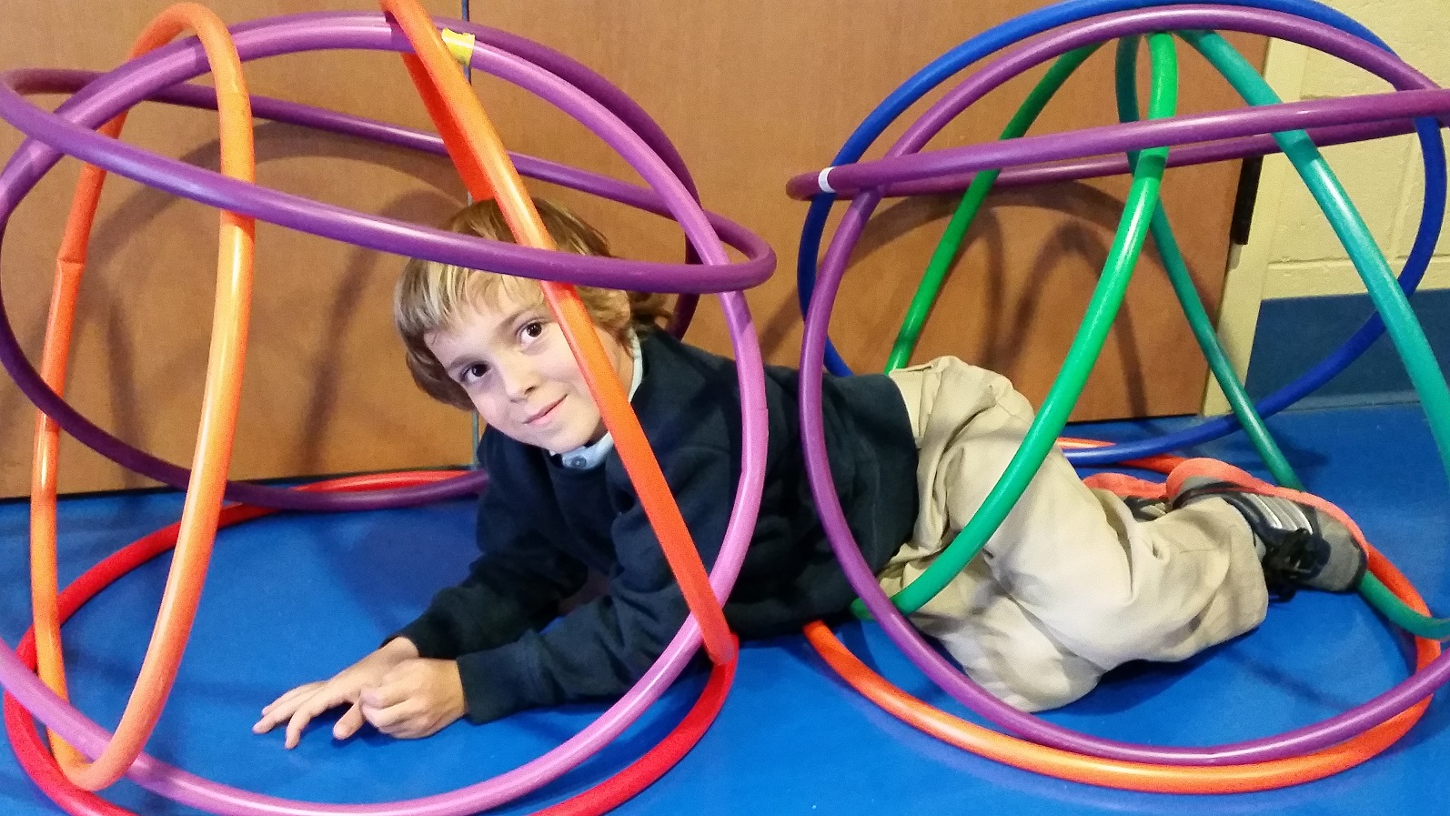 Die besten Laufspiele mit Spiele Kindergarten Turnhalle fuer aktive Kinder